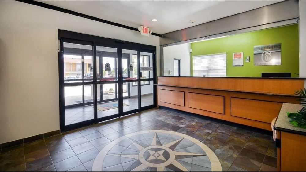 Oyo Townhouse Beaumont Medical Center Area Hotel ภายนอก รูปภาพ